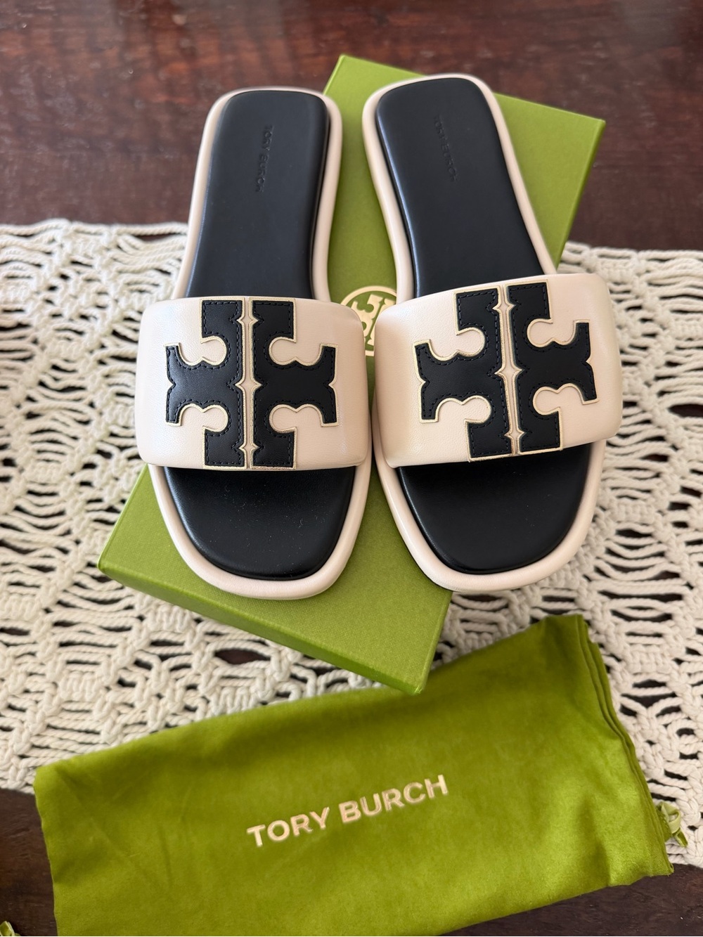 Tory Burch Double T Sport Slides - New Cream/ Perfect Black -Size 8 - New in Box